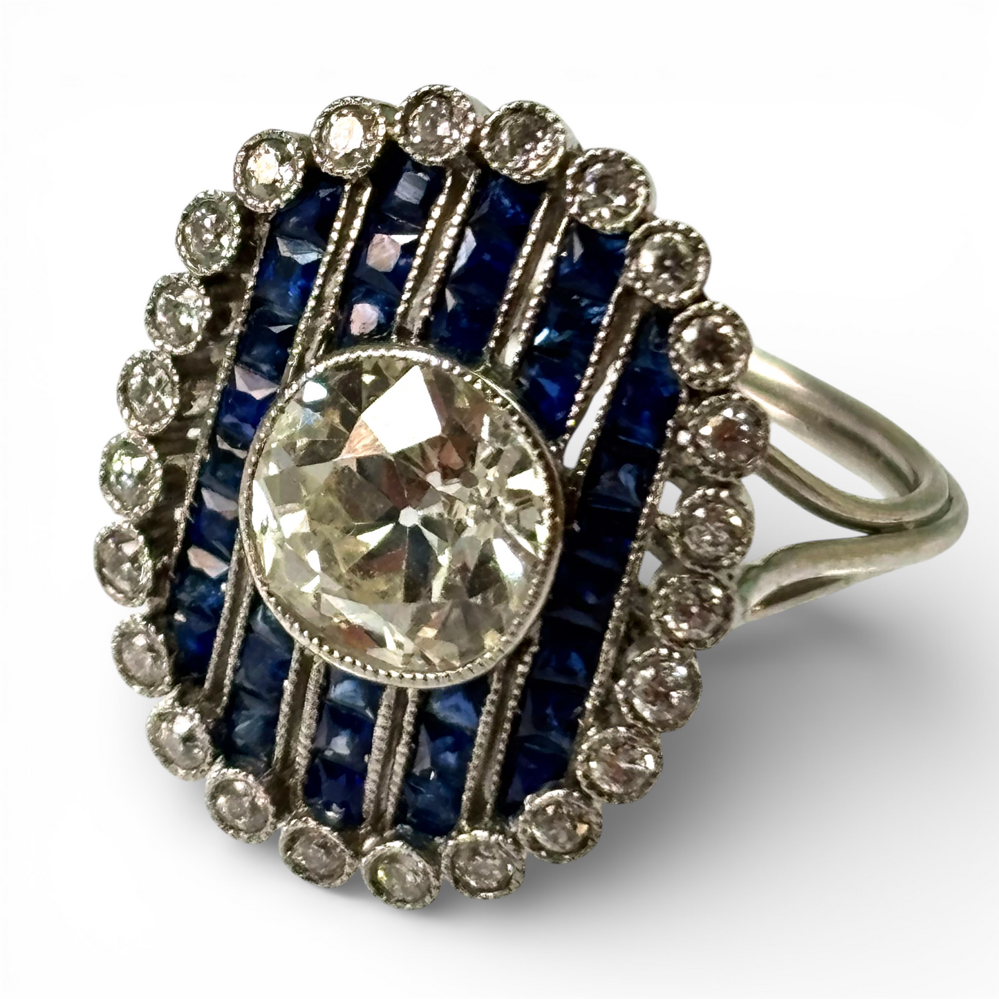Sapphire & Diamonds Ring