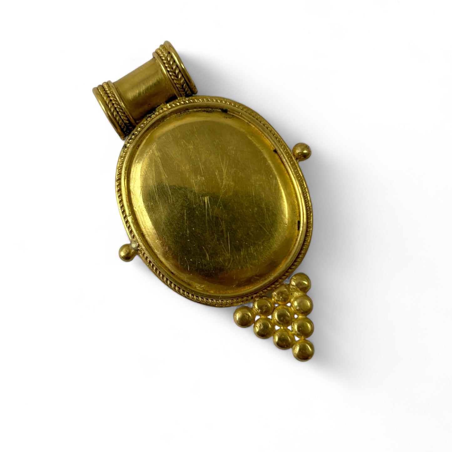 Ancient intaglio pendant