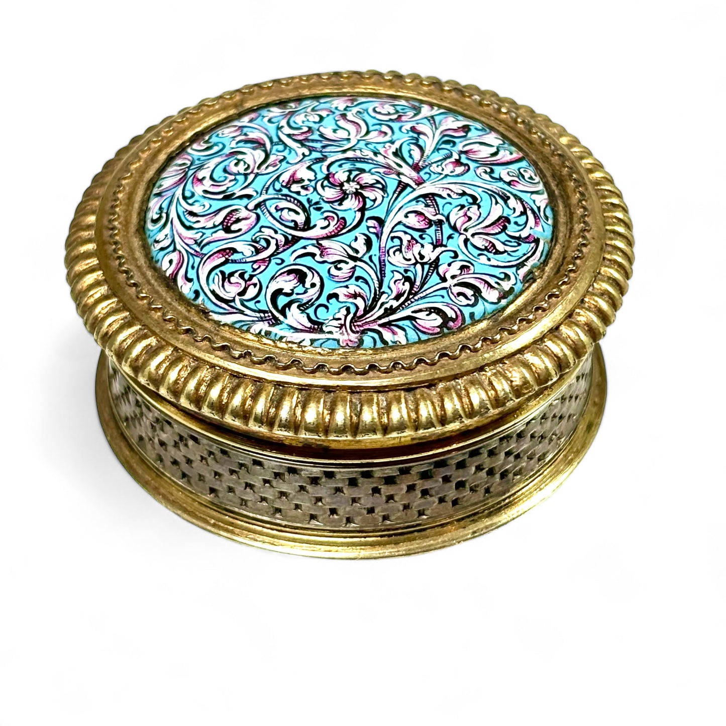 Seventeenth century silver snuff box