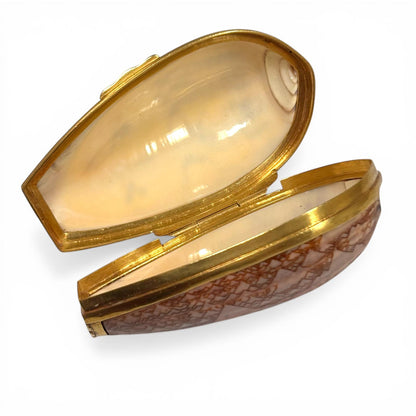 Gold mounted shell box