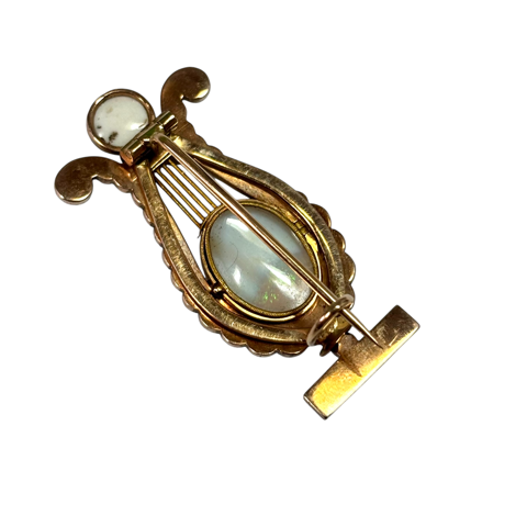 Lyre brooch