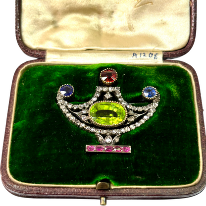 Urn brooch
