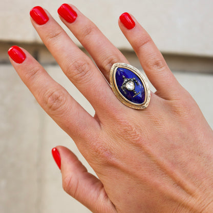 Memorial ring with diamonds