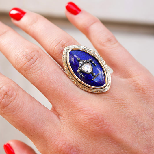 Memorial ring with diamonds