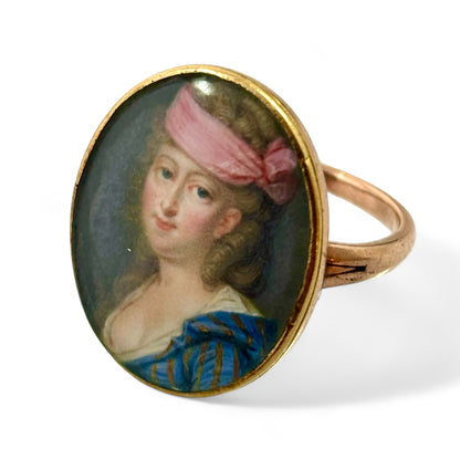 Enamelled portrait ring