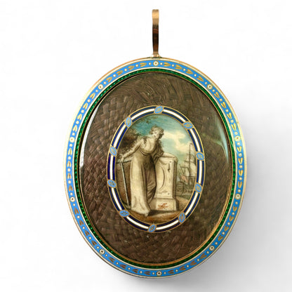 Memorial enamelled gold pendant