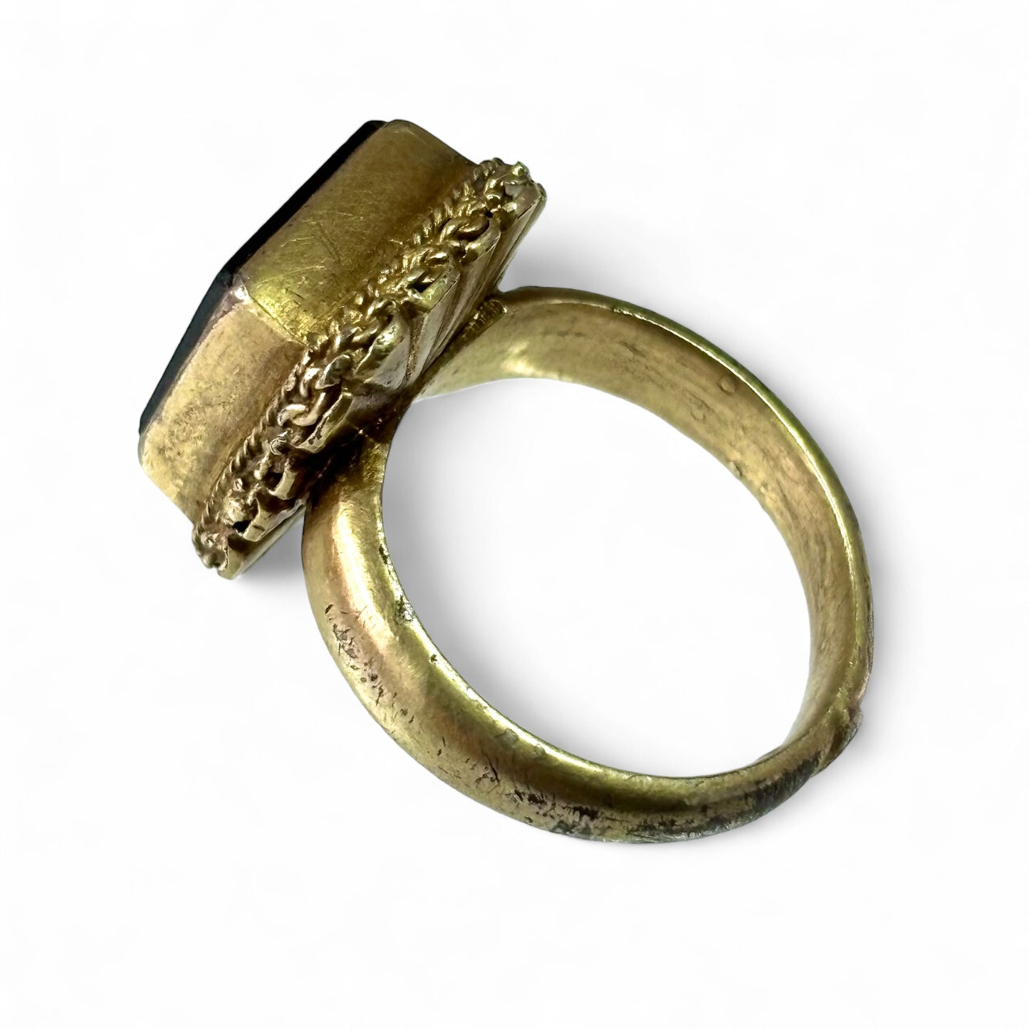 Sixteenth century gilt silver ring