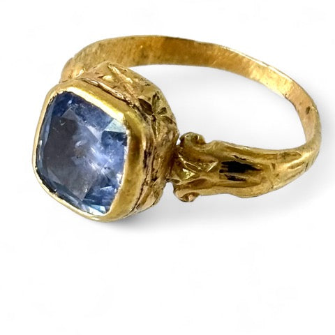 Seventeenth century sapphire ring