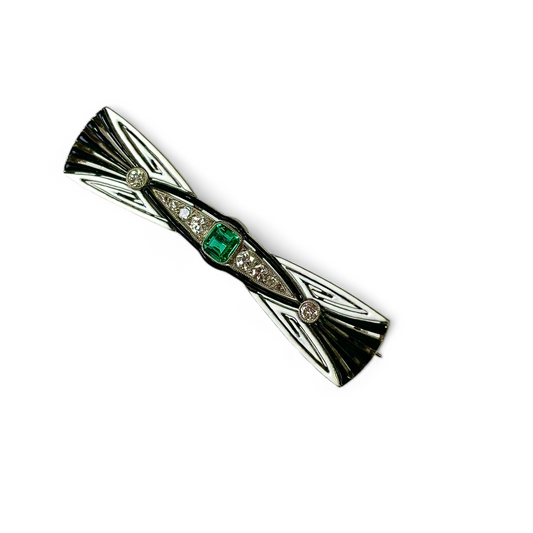 Enamelled brooch