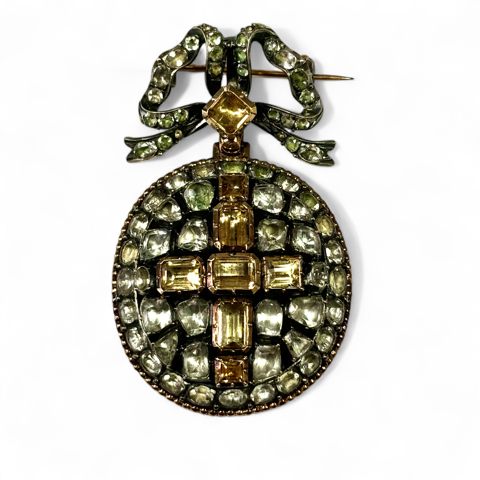 Portuguese topaz pendant