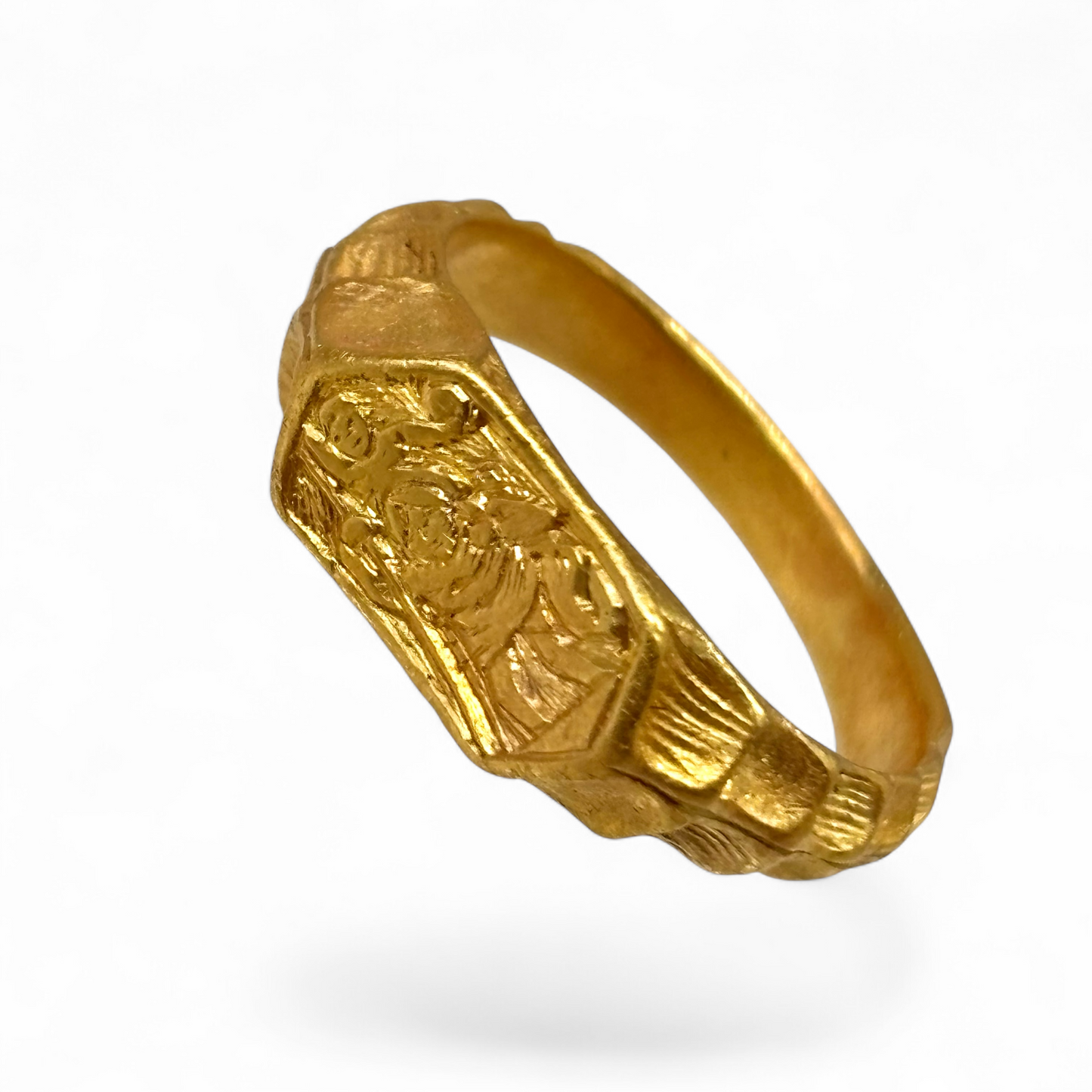 Iconographic ring